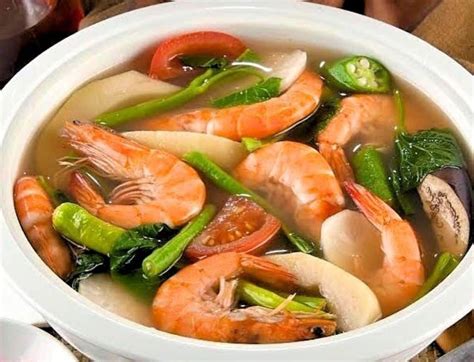  Sinigang na Hipon: A Tangy and Comforting Seafood Broth Overflowing with Flavor!